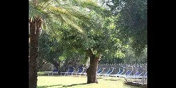 Villaggio Garden Park 3*