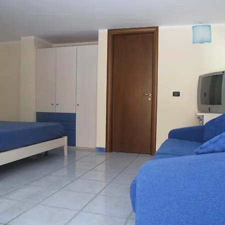 Villaggio Garden Park 3*