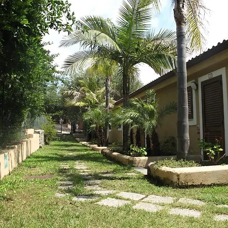 Villaggio Garden Park 3*
