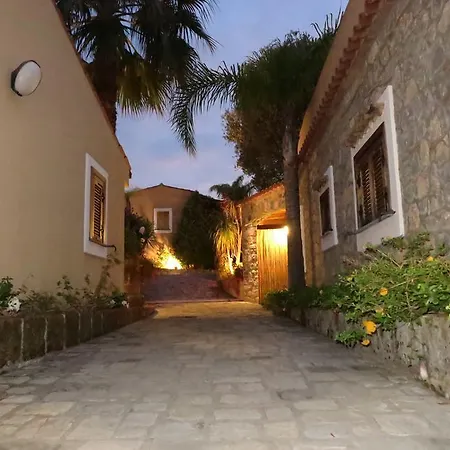 Villaggio Garden Park 3*