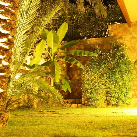 Holiday park Villaggio Garden Park 3*